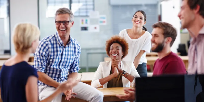 Sănătatea Mintală în Locul de Muncă: Cum Să Promovezi un Mediu Sănătos