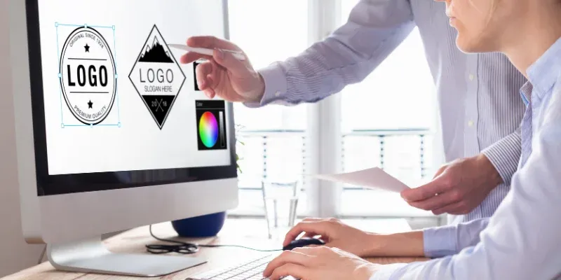 Efectul Brandingului Asupra Loialității Clienților: Studii de Caz și Strategii