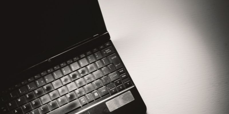 Este timpul să înlocuiești vechiul laptop