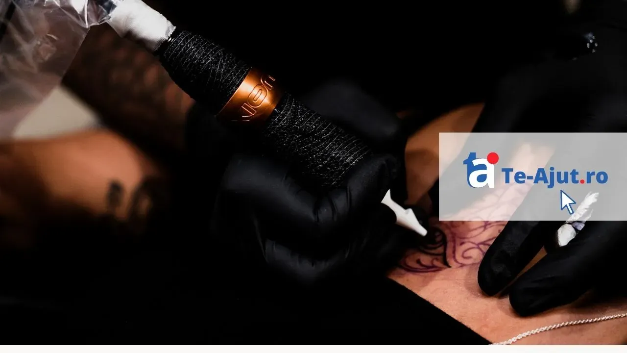 Tatuatori și copii bolnavi de cancer